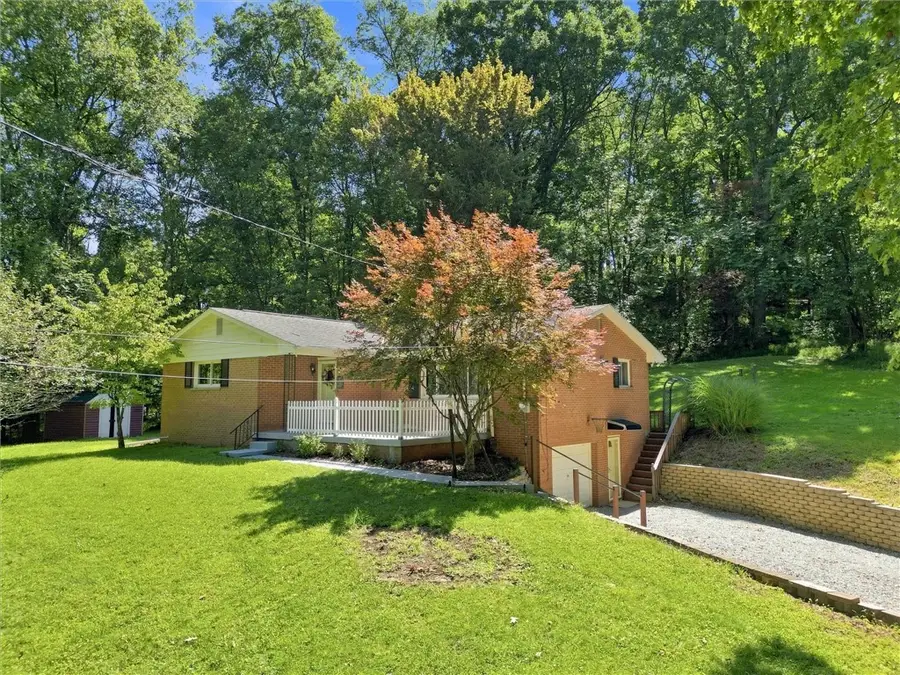 110 Cooper Rd, Venetia, PA 15367 - #2