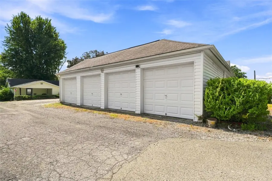 301 Pleasantview Ave, Butler, PA 16001 - #3