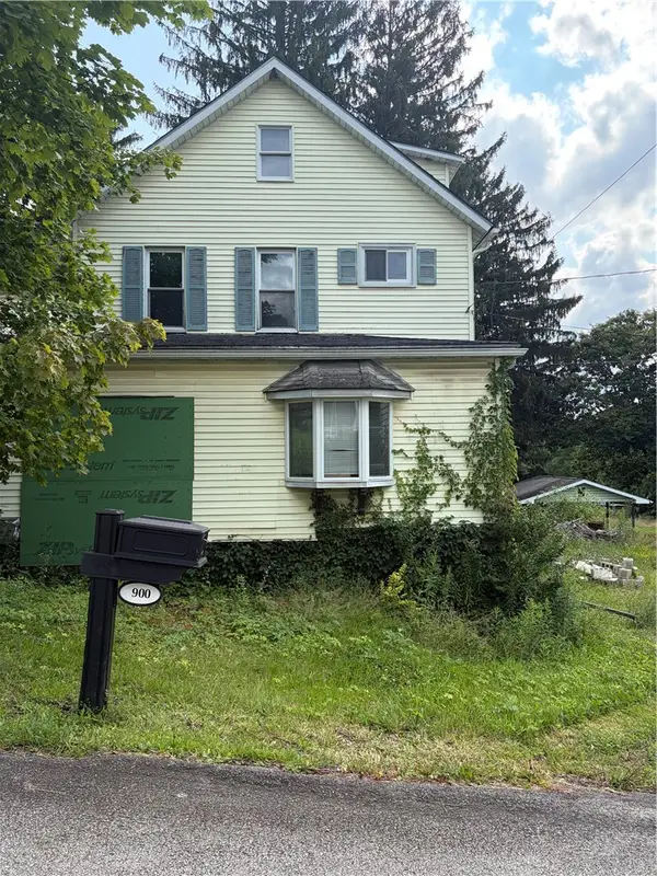 900 W 4th Ave, Derry, PA 15627