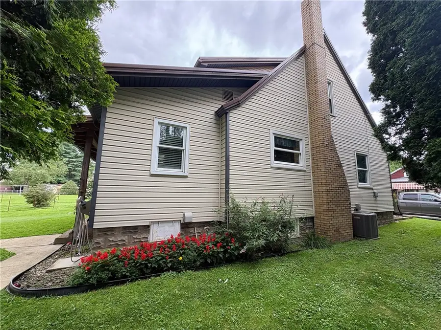 300 Elk St, Punxsutawney, PA 15767 - #3