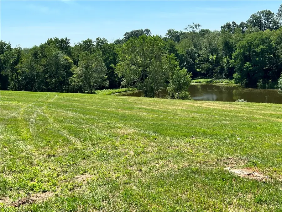 312 Vance Dr, Burgettstown, PA 15021 - #3