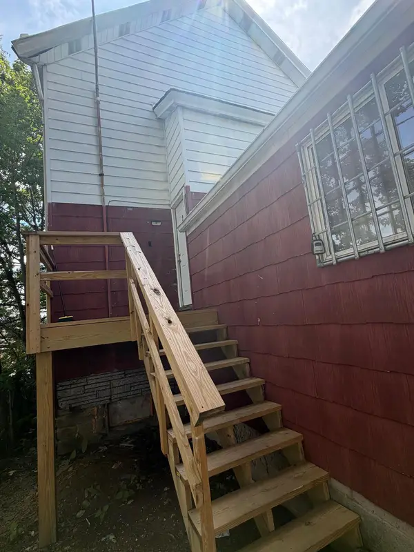 2812 Lanpark Street, Pittsburgh, PA 15204