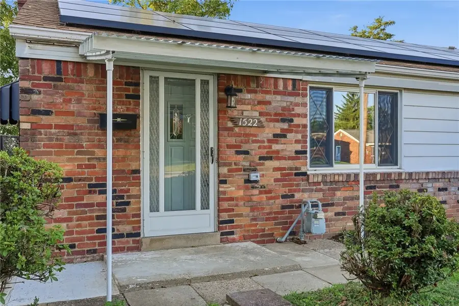 1522 Blossom Hill Rd, Pittsburgh, PA 15234 - #2