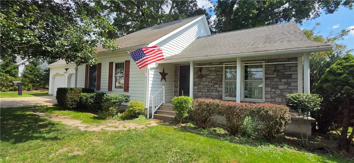 525 Davis Ave, Somerset, PA 15501 - #1