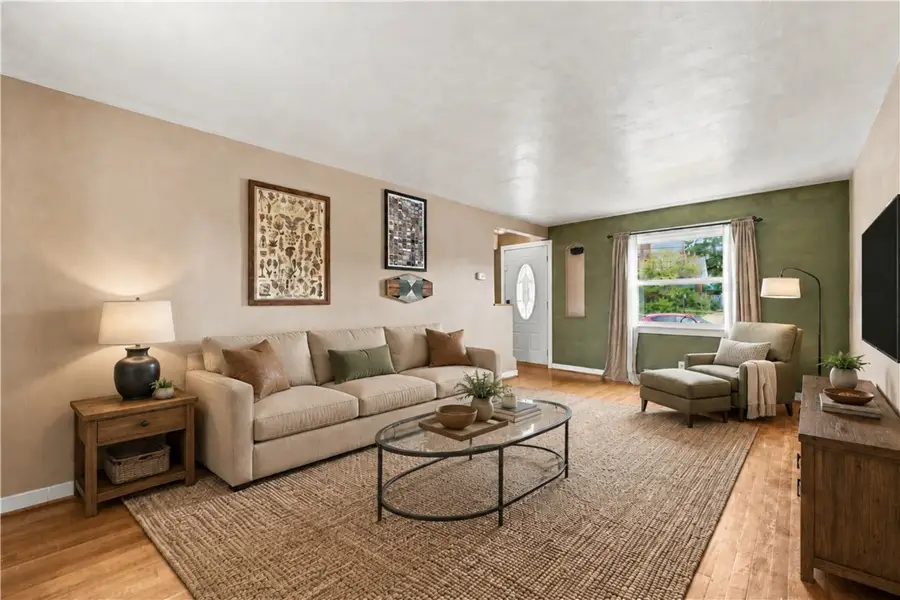 4020 Greensburg Pike, Pittsburgh, PA 15221 - #2