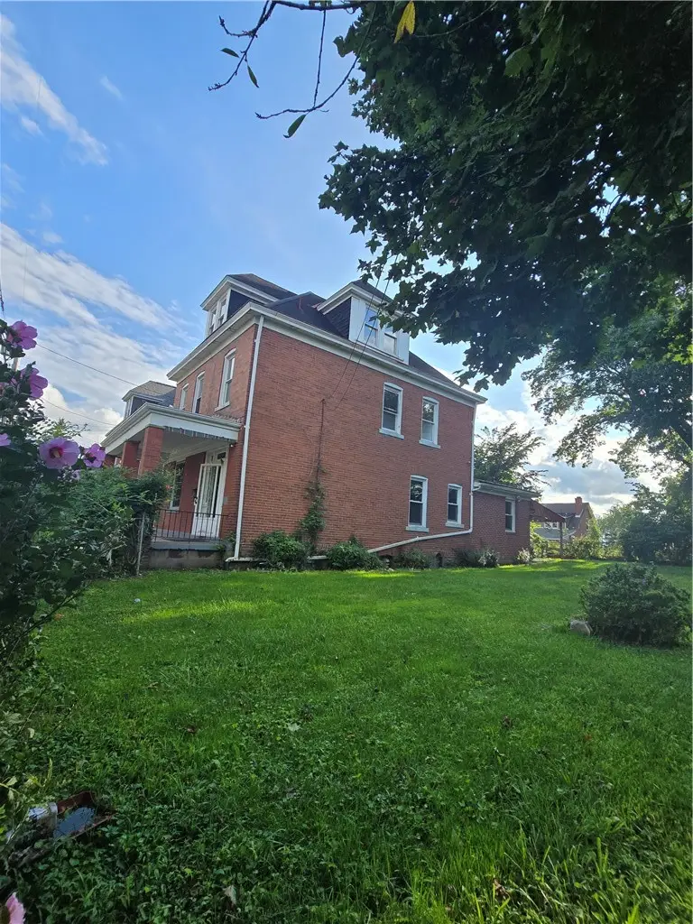 144 Hochberg Rd, Pittsburgh, PA 15235 - #3