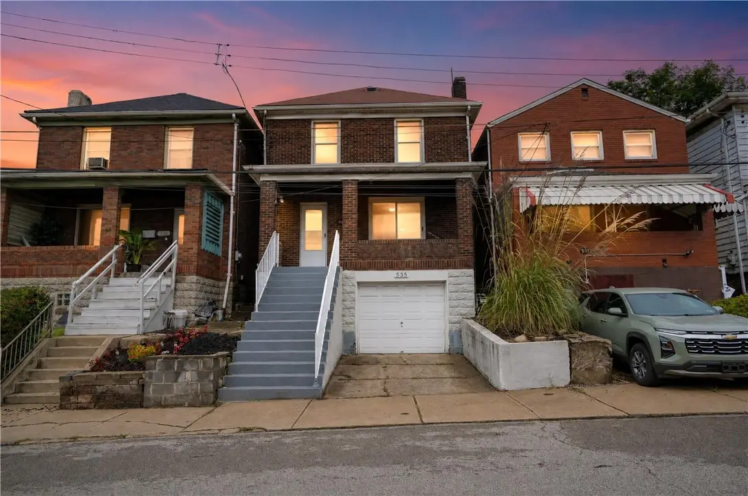 535 Collins Ave, East Pittsburgh, PA 15112 - #1