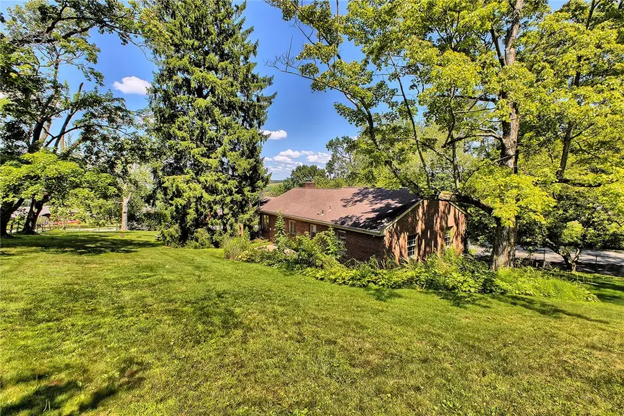 106 Virginia St, Latrobe, PA 15650 - #3