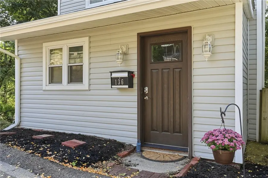 136 Varney St, Pittsburgh, PA 15202 - #3