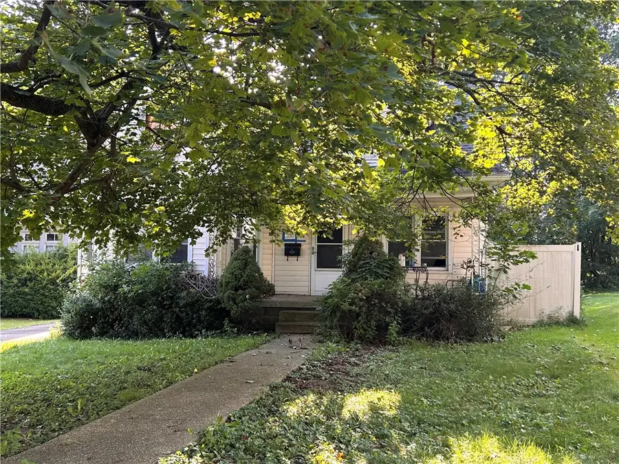 726 Wayne Ave, Indiana, PA 15701 - #2