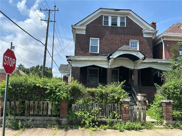 101 8th St, Braddock, PA 15104