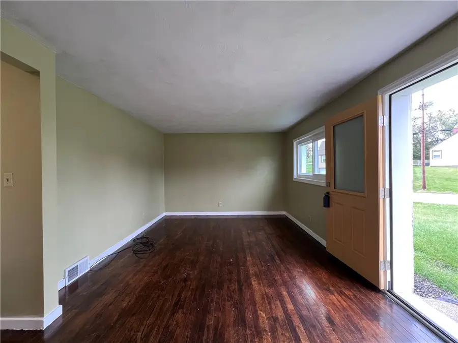 304 Auburn St, Pittsburgh, PA 15235 - #3