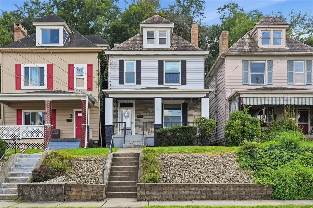 1230 Hiland Ave, Coraopolis, PA 15108 - #1