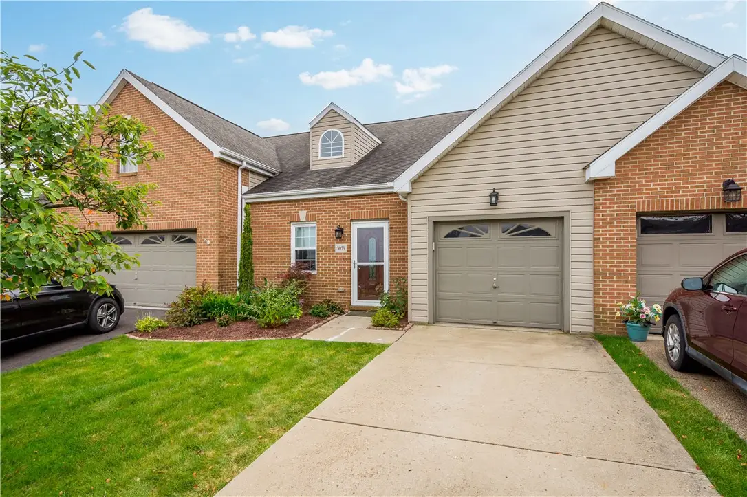 3039 Duncan Ln, Pittsburgh, PA 15236 - #1