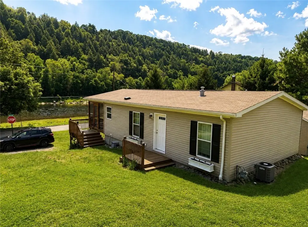 202 River Ave, Richland, PA 16373 - #1