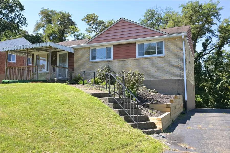 10901 Highpoint Dr, Pittsburgh, PA 15235 - #3