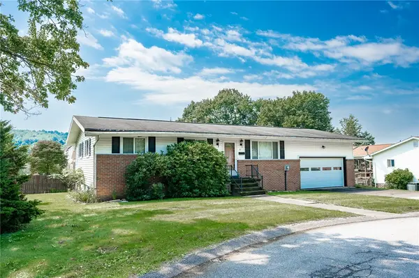 70 Shryock Ave, Indiana, PA 15701