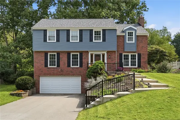 4650 Hidden Pond Dr, Allison Park, PA 15101