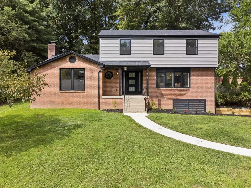 734 Heathergate Dr, Pittsburgh, PA 15238 - #1