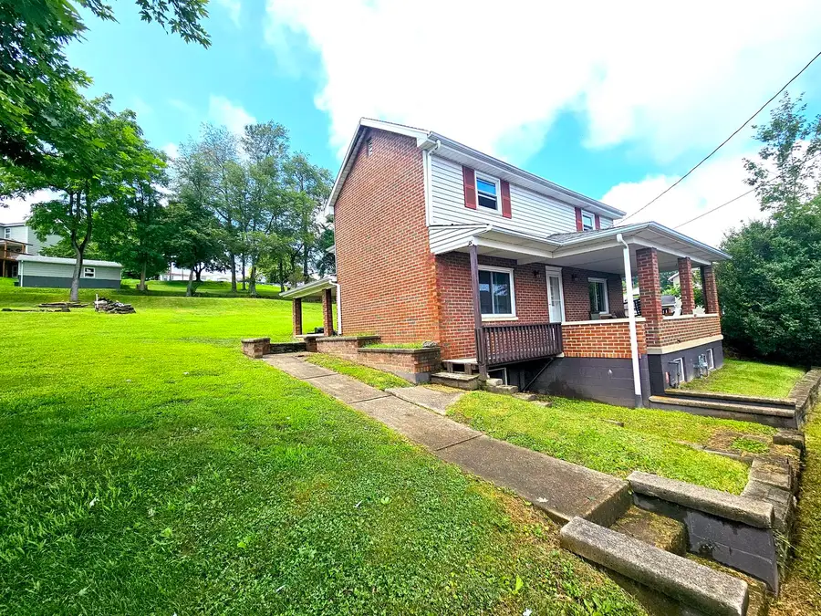 1546 North, Leechburg, PA 15656 - #2
