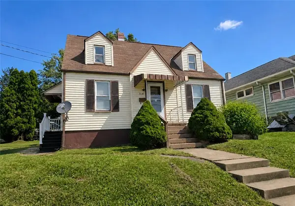 1198 Arch St, Washington, PA 15301