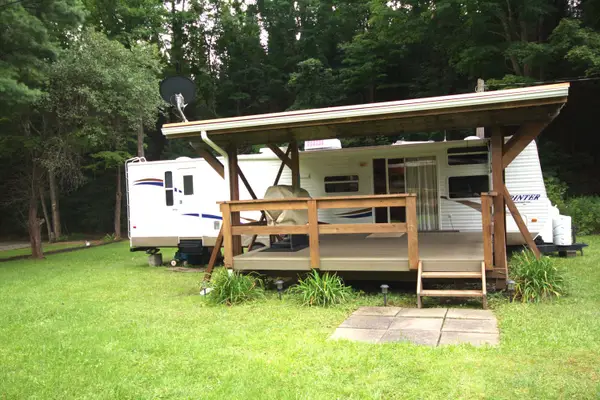 121 Crooked Pier Road, Marienville, PA 16239
