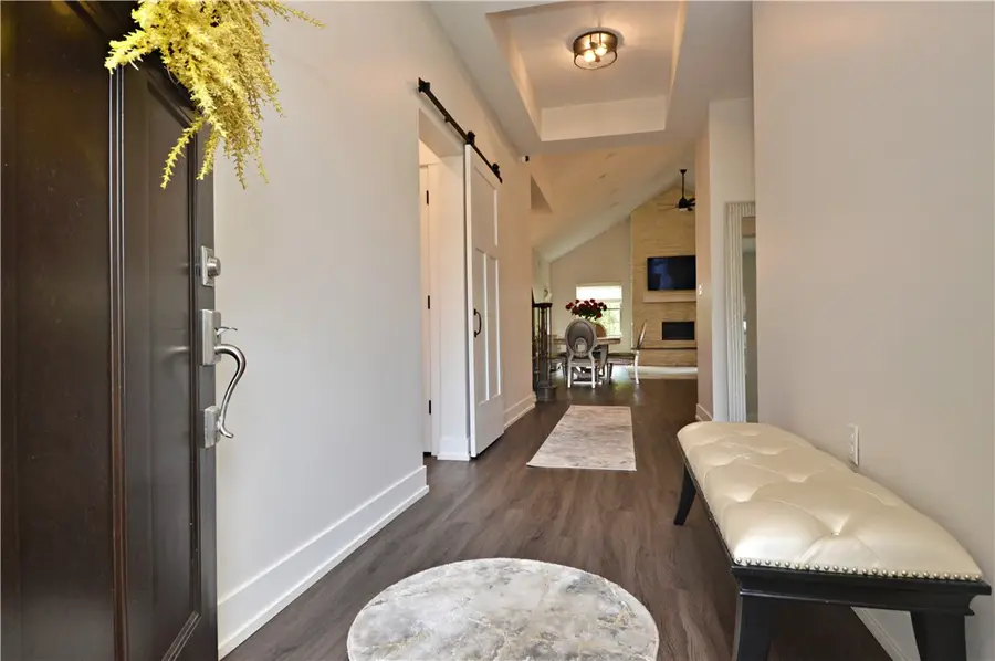 113 Hemingway Lane, Coraopolis, PA 15108 - #2