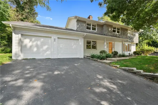 3206 Brunton Dr, Glenshaw, PA 15116