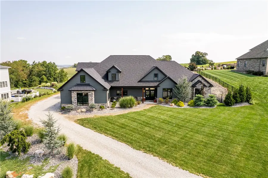 2100 Totteridge Dr, Greensburg, PA 15601 - #2