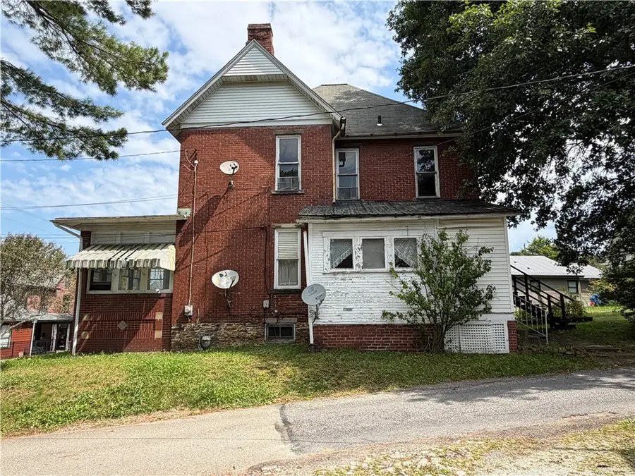 312 N St. Clair Street, Ligonier, PA 15658 - #2