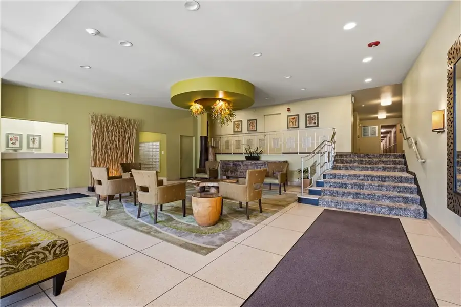 128 N Craig St #911, Pittsburgh, PA 15213 - #3