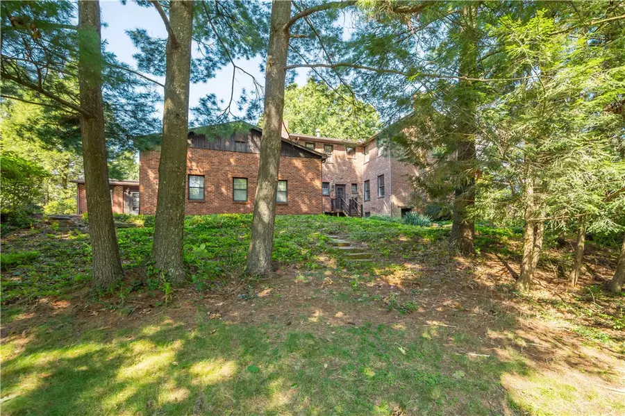 2430 Southvue Drive, Pittsburgh, PA 15241 - #3