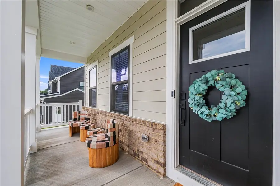 6032 Hadley Farms Ln, Baden, PA 15005 - #2