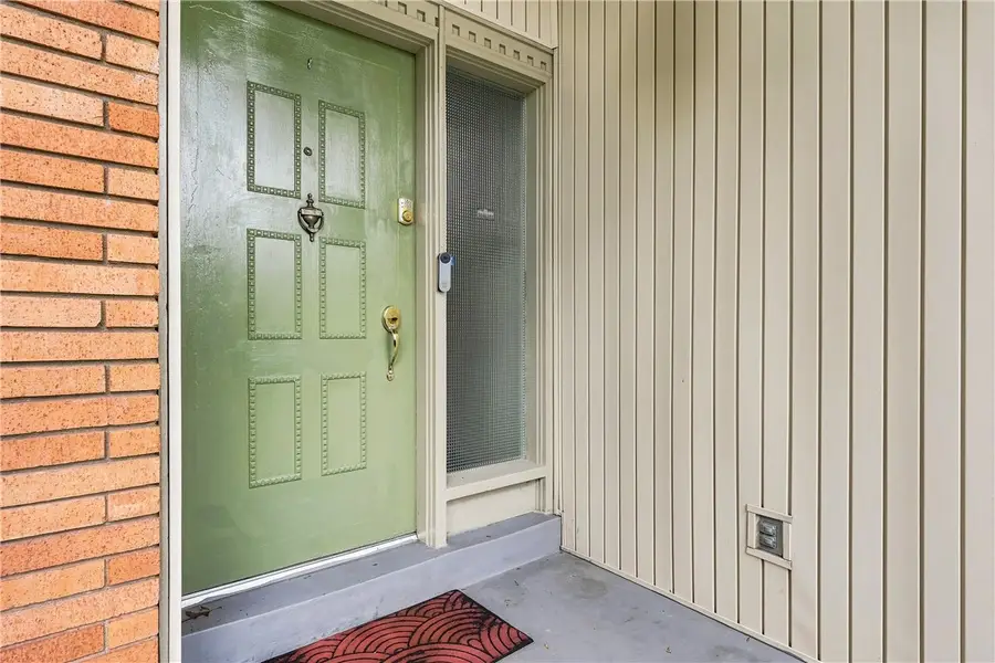 801 Linda Lane, Pittsburgh, PA 15243 - #2