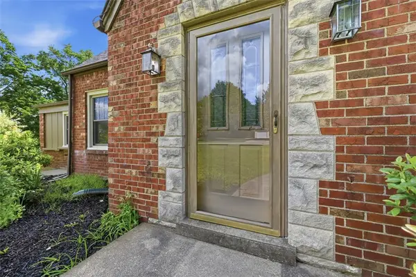 215 Twin Oaks, Wexford, PA 15090