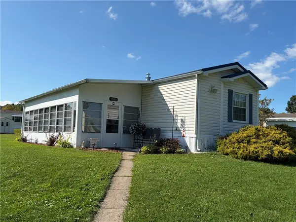 1566 Lee Lane, Grove City, PA 16127