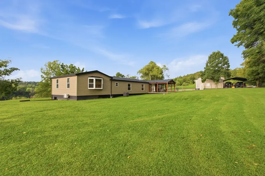 405 Woodburn Rd, Claysville, PA 15323 - #3