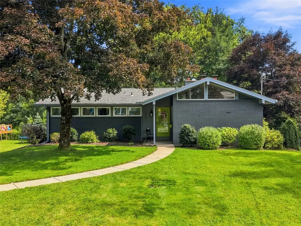 323 Tadmar Ave, Pittsburgh, PA 15237 - #1
