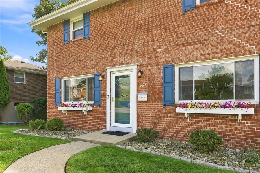 224 Elbe Dr, Pittsburgh, PA 15209 - #2