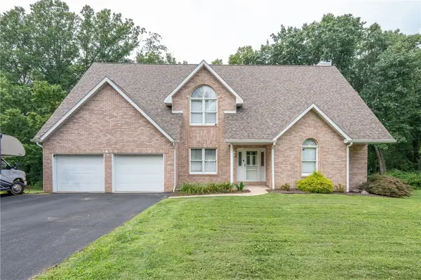121 Johnson Rd, Greensburg, PA 15601