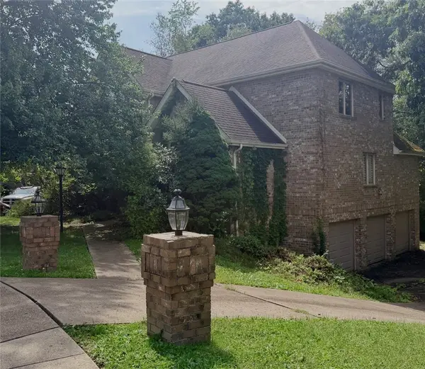 115 Havenwood Dr, Cranberry Twp, PA 16066