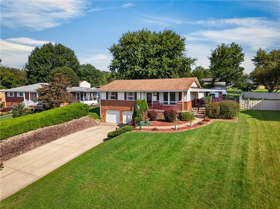 1016 Mcgovern Rd, Houston, PA 15342 - #2
