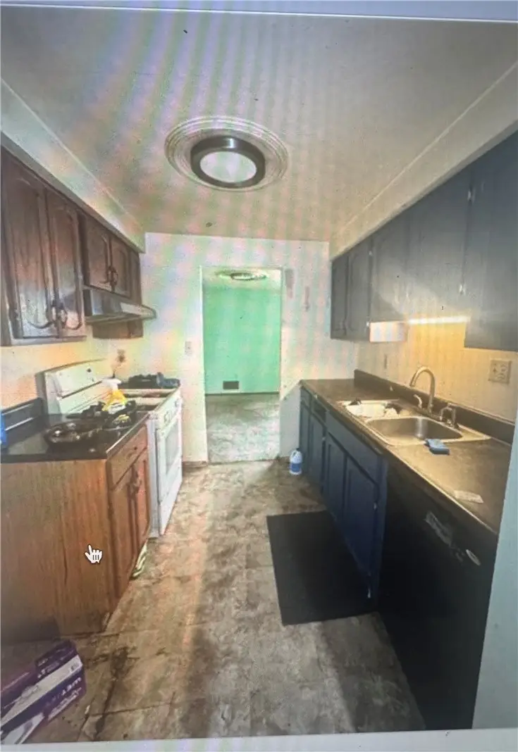 7305 Bennett St, Pittsburgh, PA 15208 - #3