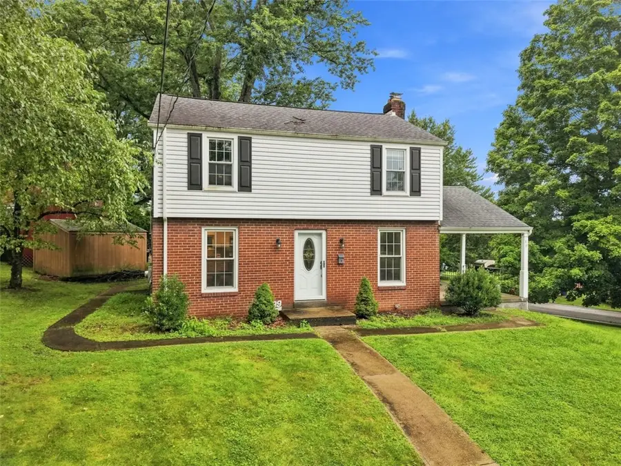 699 Glenrock Dr, Bethel Park, PA 15102 - #2