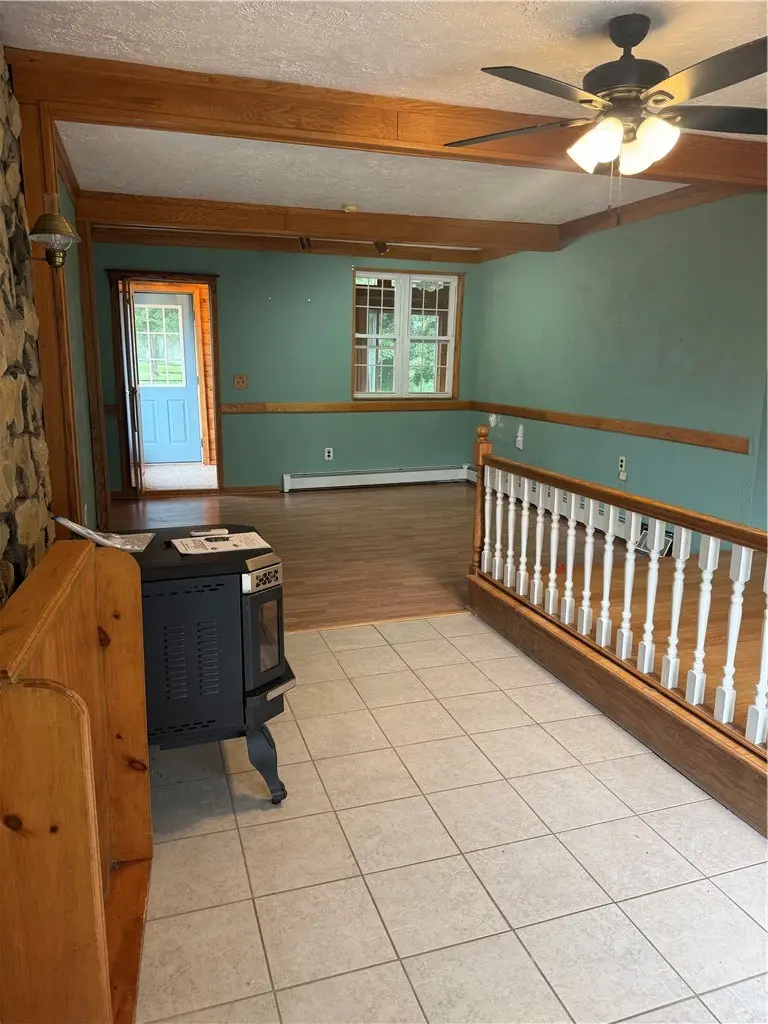 2526 Butler Logan Rd, Tarentum, PA 15084 - #3
