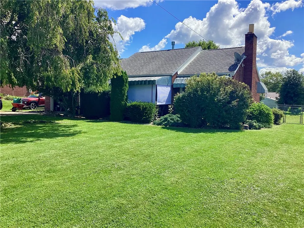 2544 Leslie Dr, New Kensington, PA 15068 - #1