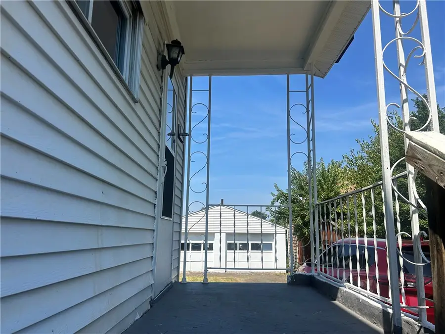 506 Jefferson Ave, Brownsville, PA 15417 - #3