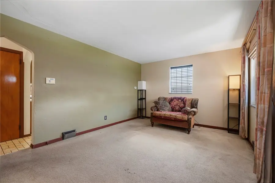 836 Georgia Ave, Pittsburgh, PA 15210 - #3