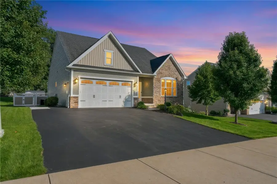 1018 Blackhawk Dr, Valencia, PA 16059 - #3