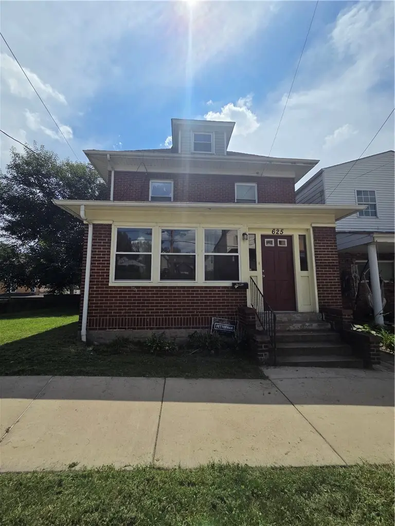 625 2nd St, Pitcairn, PA 15140 - #1